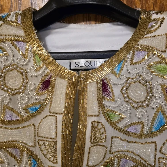 SEQUIN ORIGINAL Vintage Hand Beaded Silk Jacket Shoulder Pads Bead Work LARGE - Picture 4 of 17